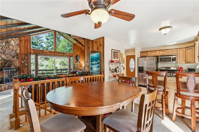 460 Pioneer Road, Lake Arrowhead, CA 92352