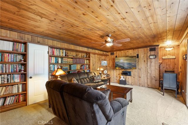 460 Pioneer Road, Lake Arrowhead, CA 92352