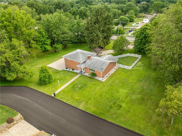 103 Chapel View Dr, Hempfield Twp, PA 15601