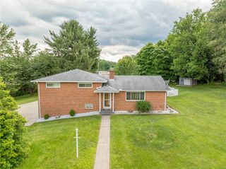 103 Chapel View Dr, Hempfield Twp, PA 15601