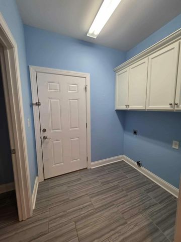 1126 Leawood Drive, Frankfort, KY 40601