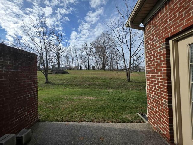 1126 Leawood Drive, Frankfort, KY 40601