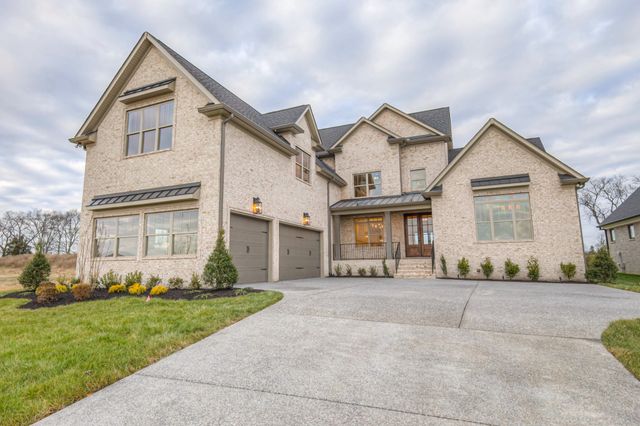 281 Bellsford Rd, Gallatin, TN 37066