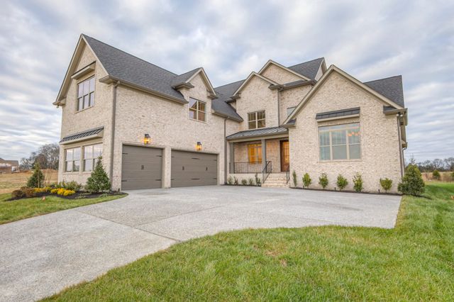 281 Bellsford Rd, Gallatin, TN 37066