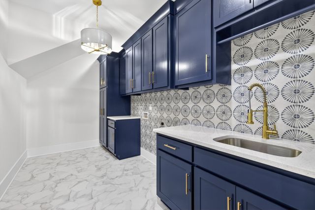 281 Bellsford Rd, Gallatin, TN 37066