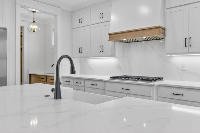 281 Bellsford Rd, Gallatin, TN 37066