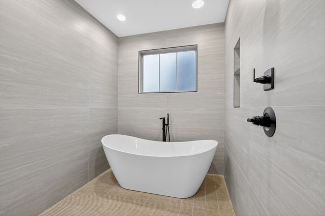 281 Bellsford Rd, Gallatin, TN 37066