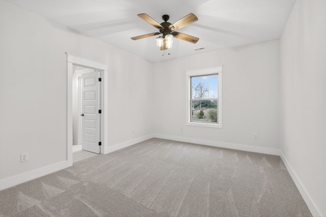 281 Bellsford Rd, Gallatin, TN 37066