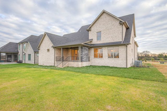 281 Bellsford Rd, Gallatin, TN 37066