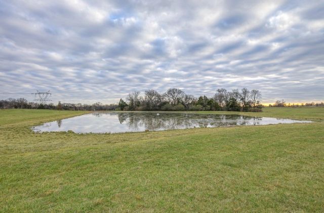 281 Bellsford Rd, Gallatin, TN 37066