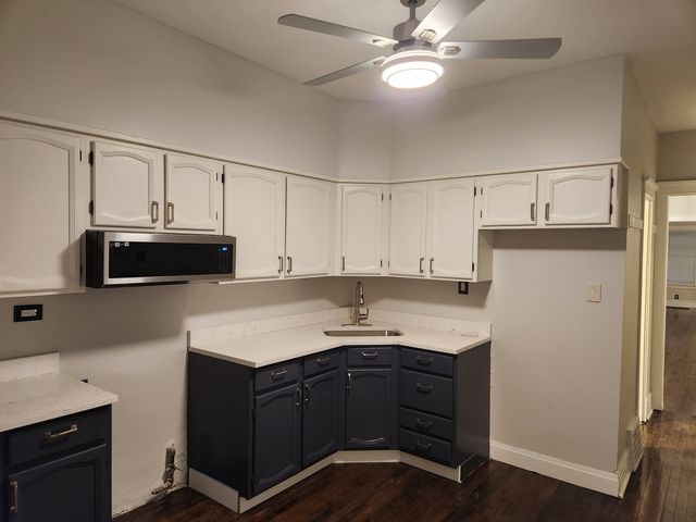 7443 S Wabash Avenue, Chicago, IL 60619