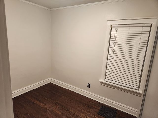 7443 S Wabash Avenue, Chicago, IL 60619