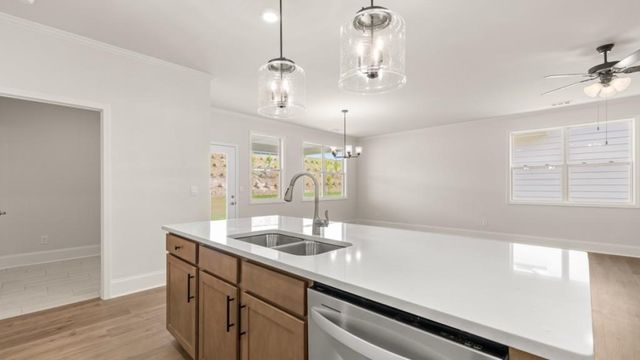 86 Lakeview Point, Dallas, GA 30157