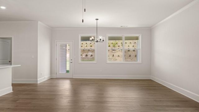 86 Lakeview Point, Dallas, GA 30157