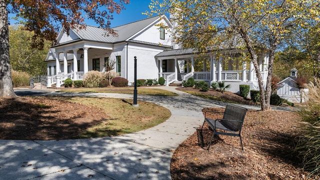 86 Lakeview Point, Dallas, GA 30157