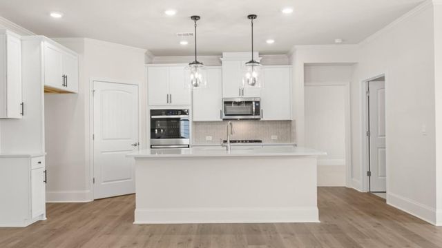 86 Lakeview Point, Dallas, GA 30157