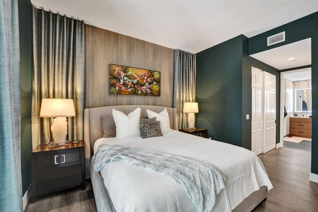 2617 NE 14th Avenue 102, Wilton Manors, FL 33334