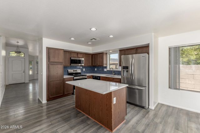 7253 W AURELIUS Avenue, Glendale, AZ 85303