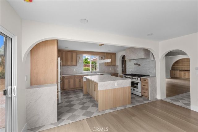 6280 Lance, San Diego, CA 92120