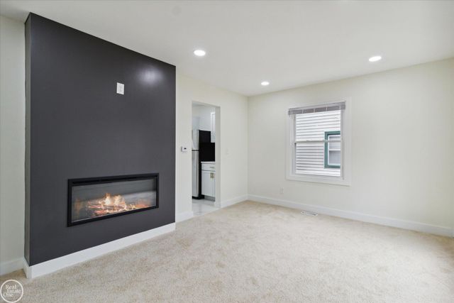 14221 Marshall Avenue, Warren, MI 48089