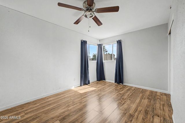 4738 W FAIRMOUNT Avenue, Phoenix, AZ 85031