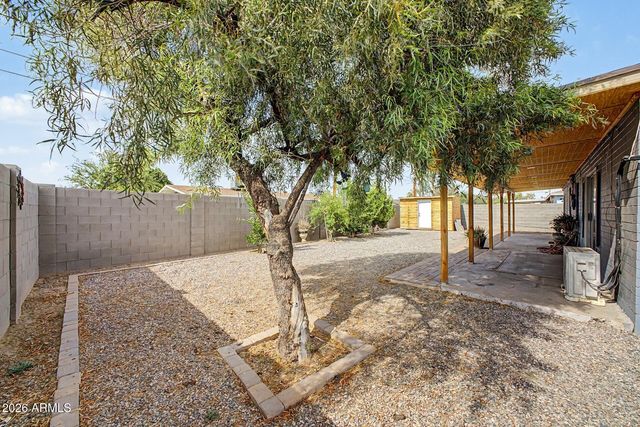 4738 W FAIRMOUNT Avenue, Phoenix, AZ 85031