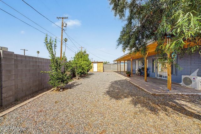 4738 W FAIRMOUNT Avenue, Phoenix, AZ 85031