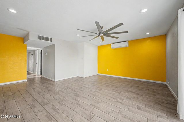 4738 W FAIRMOUNT Avenue, Phoenix, AZ 85031