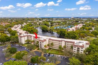2105 Lavers Circle 403, Delray Beach, FL 33444