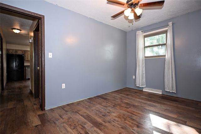 305 Upper Middletown Rd, Menallen Twp, PA 15480