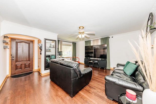 2520 W Morgan AVENUE, Milwaukee, WI 53221