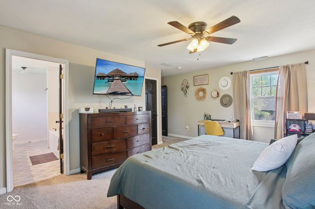 1694 Williamsburg Lane, Franklin, IN 46131