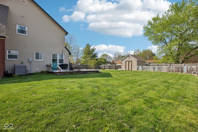 1694 Williamsburg Lane, Franklin, IN 46131