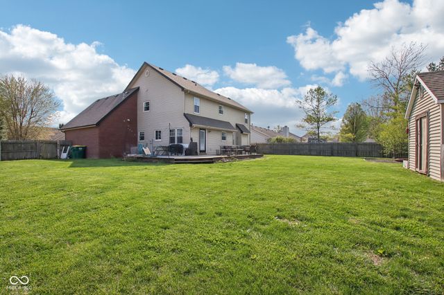 1694 Williamsburg Lane, Franklin, IN 46131