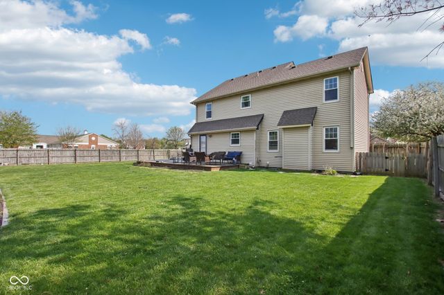1694 Williamsburg Lane, Franklin, IN 46131