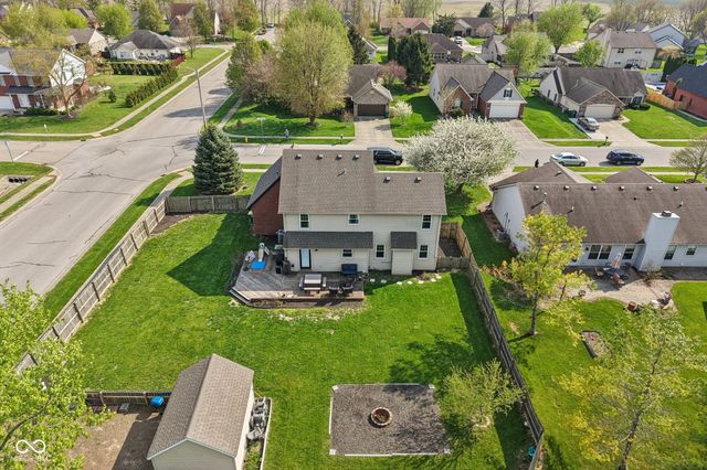 1694 Williamsburg Lane, Franklin, IN 46131