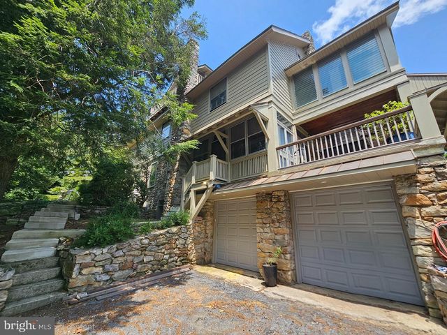 13245 BUENA VISTA RD, Waynesboro, PA 17268