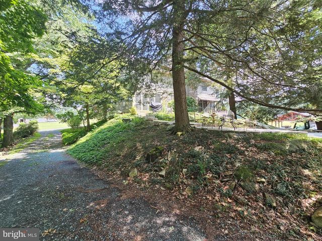 13245 BUENA VISTA RD, Waynesboro, PA 17268