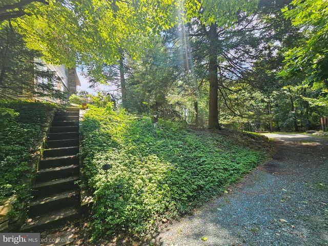 13245 BUENA VISTA RD, Waynesboro, PA 17268