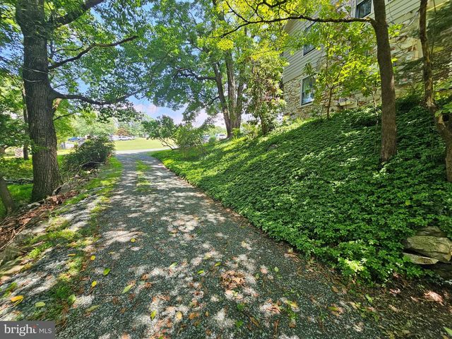 13245 BUENA VISTA RD, Waynesboro, PA 17268