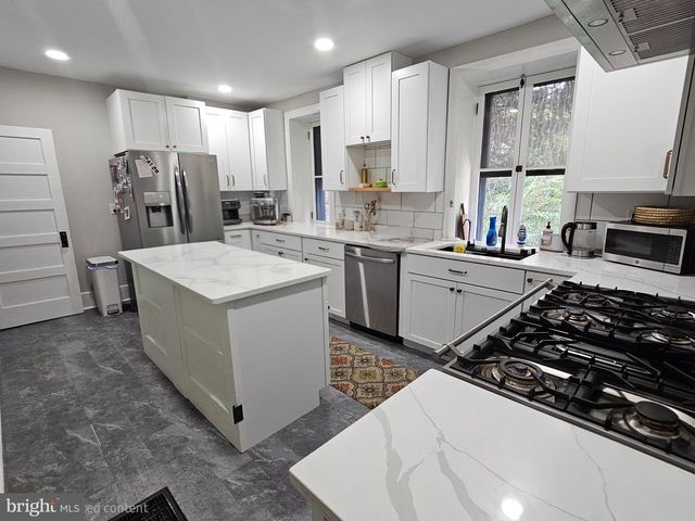 13245 BUENA VISTA RD, Waynesboro, PA 17268