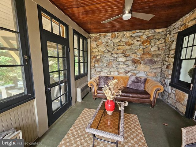 13245 BUENA VISTA RD, Waynesboro, PA 17268