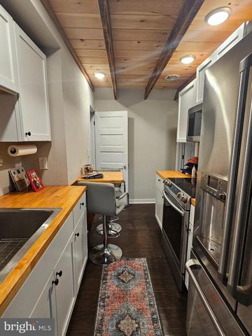 13245 BUENA VISTA RD, Waynesboro, PA 17268