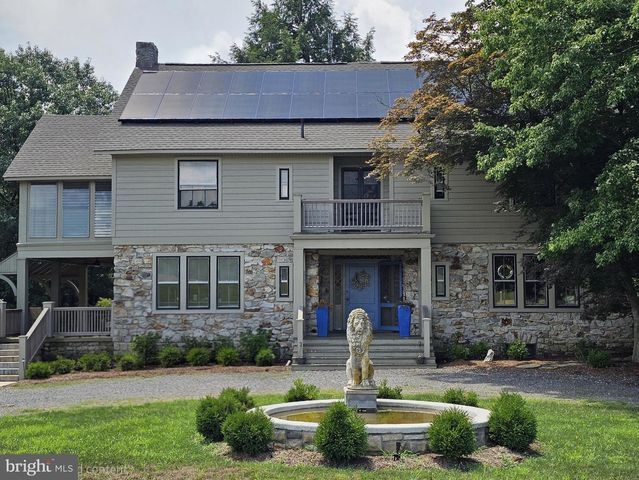 13245 BUENA VISTA RD, Waynesboro, PA 17268