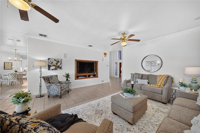 5625 King Acres Dr 1, Corpus Christi, TX 78414