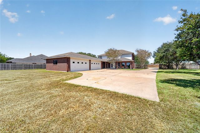 5625 King Acres Dr 1, Corpus Christi, TX 78414
