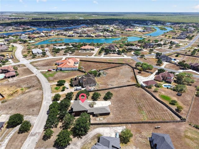 5625 King Acres Dr 1, Corpus Christi, TX 78414