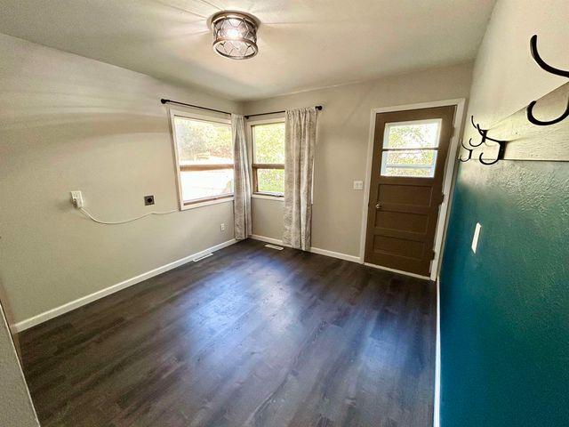 913 20th St. NW, Minot, ND 58703