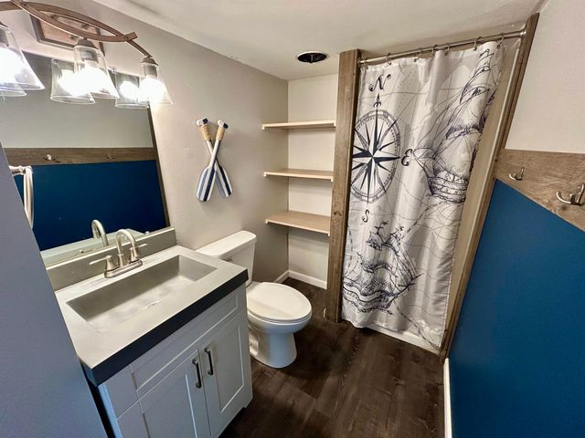 913 20th St. NW, Minot, ND 58703