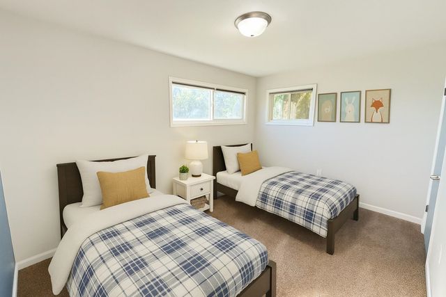 913 20th St. NW, Minot, ND 58703